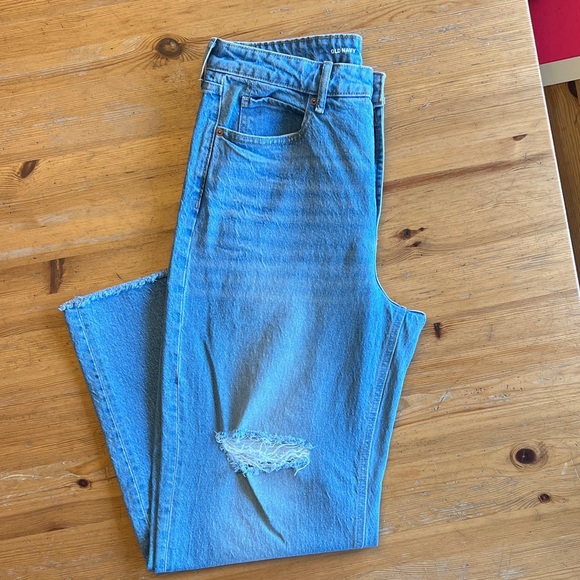 Old Navy High Rise Light Blue Jeans - Picture 4 of 6